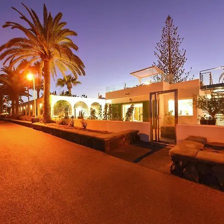 Villa Beachfront Del Ingles Exclusive Accommodation Breathtaking Views Over The Sea And Dunes Private Heated Pool Terrace Bbq 200 M To, Las Palmas de Gran Canaria